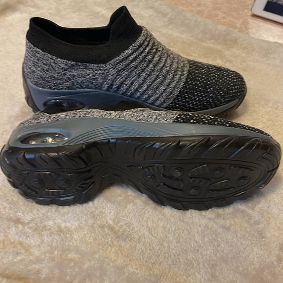 Slip on shore/sneaker - Picture 3 of 3